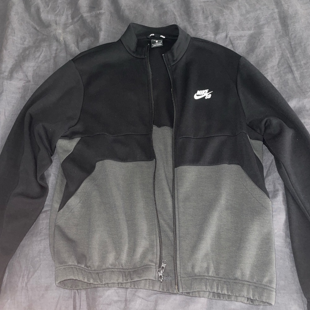 Medium NikeSB Zip Up Jacket